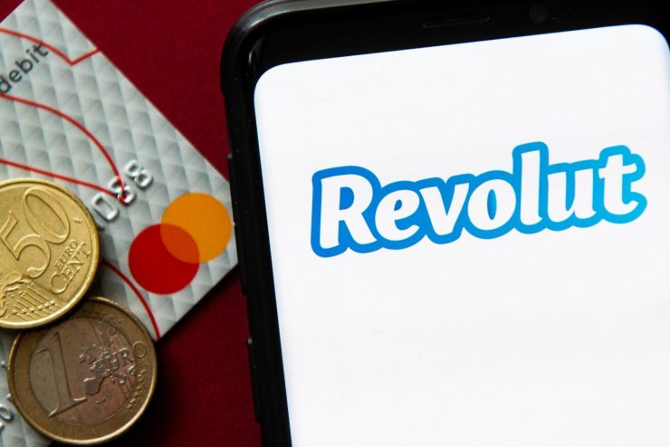 Using Revolut Abroad: Maximise Your Revolut Card’s Potential While Travelling Abroad